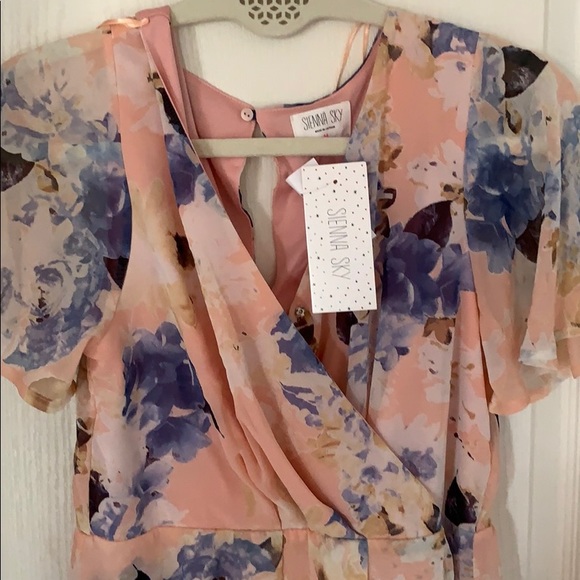 Floral dress - Picture 2 of 3